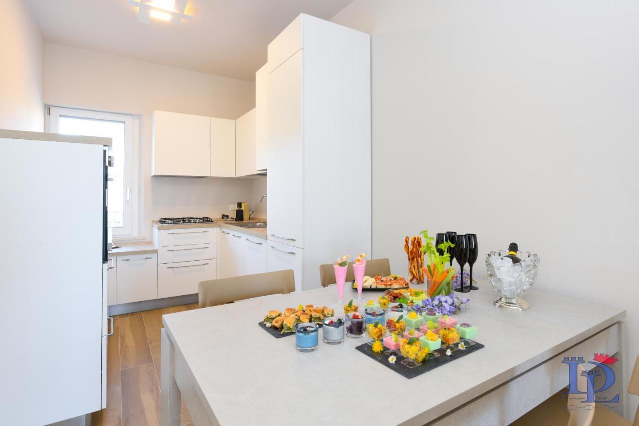 Desenzanoloft Official Partner Marriott Homes & Villas - Cappuccino Apartment Desenzano del Garda Exterior foto