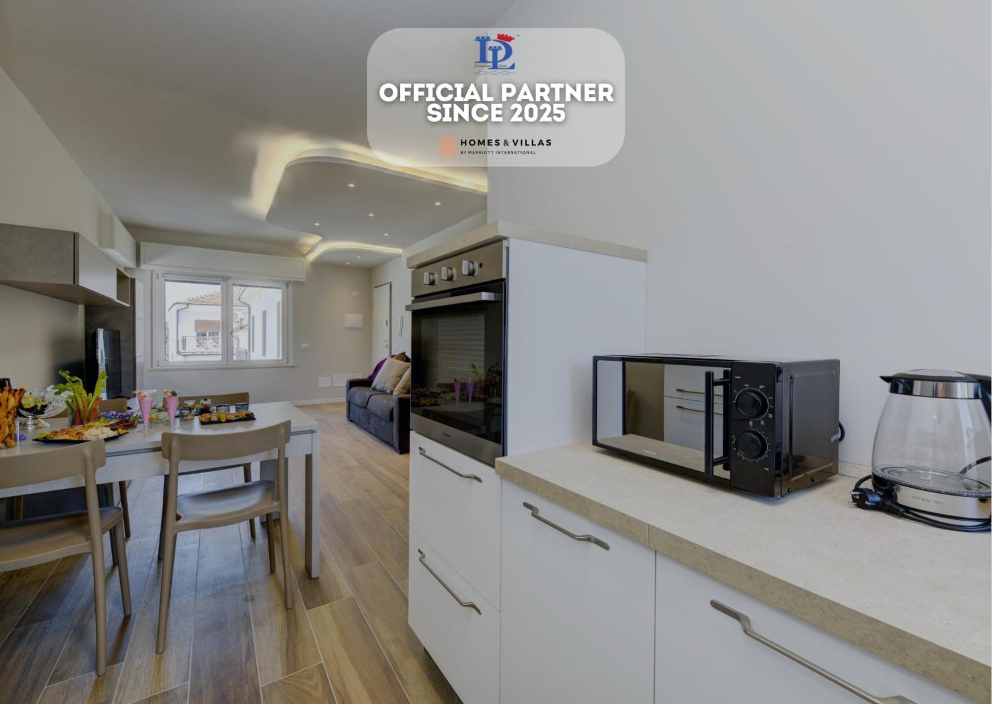 Desenzanoloft Official Partner Marriott Homes & Villas - Cappuccino Apartment Desenzano del Garda Exterior foto